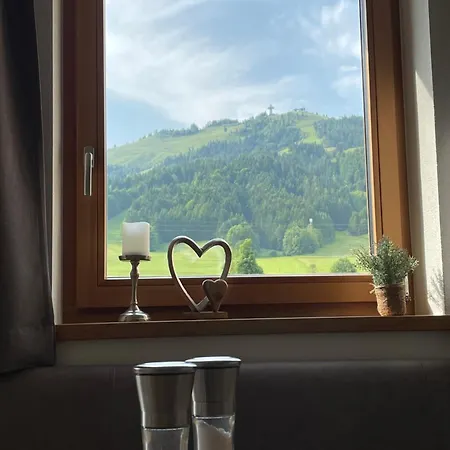 Chalet-Buchensteinwand Luxusapartment Mit Sauna Und Kamin Am Berg