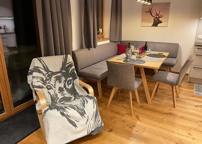 Buchensteinwand Luxusapartment Mit Sauna Am Berg Σαλέ *