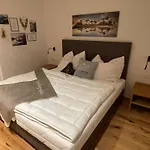 Buchensteinwand Luxusapartment Mit Sauna Am Berg Alpstuga
