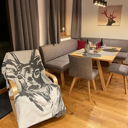 Buchensteinwand Luxusapartment Mit Sauna Am Berg Chalet *